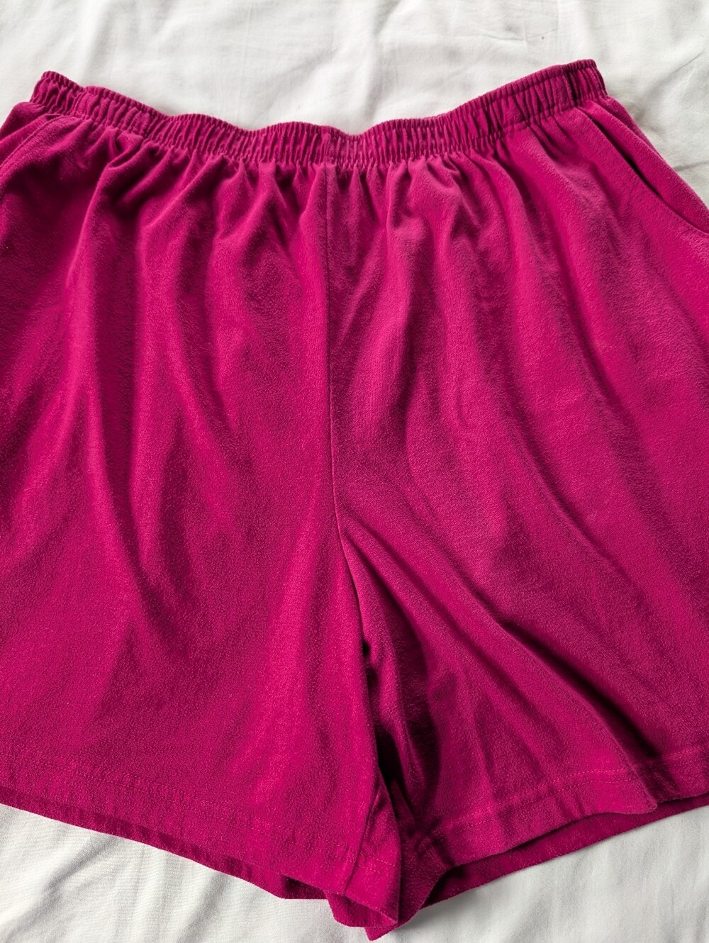 Basic Editions Ladies Shorts. Size 2X Inseam 6". Magenta Colored.